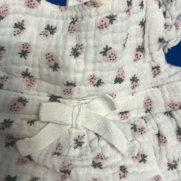 Starting Out romper. - Picture 2 of 6